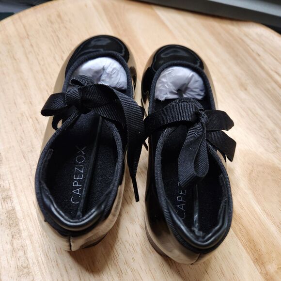 Capezio  | Tap Dance Shoes | Girls Size 4 Black - Picture 4 of 11